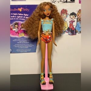 My Scene Jammin' In Jamaica Madison Barbie Doll